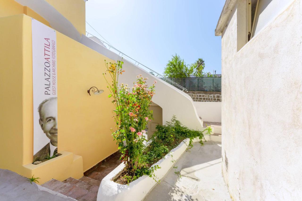 Palazzo Attila - Gioia Apartments Procida Ngoại thất bức ảnh