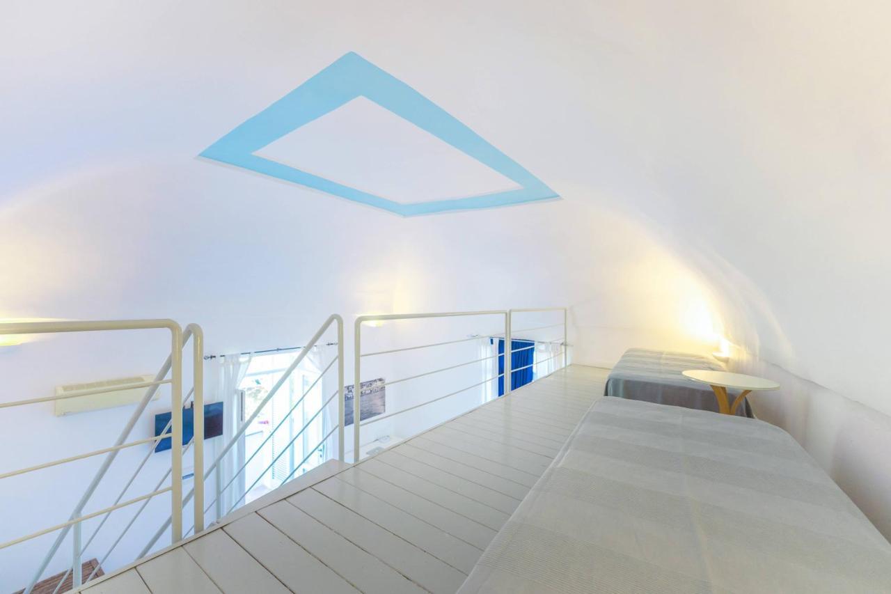 Palazzo Attila - Gioia Apartments Procida Ngoại thất bức ảnh
