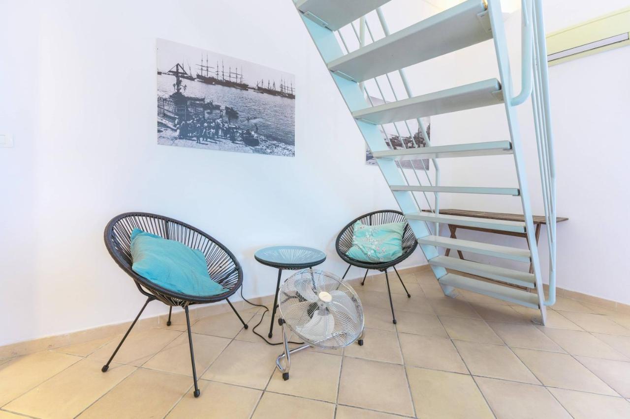 Palazzo Attila - Gioia Apartments Procida Ngoại thất bức ảnh