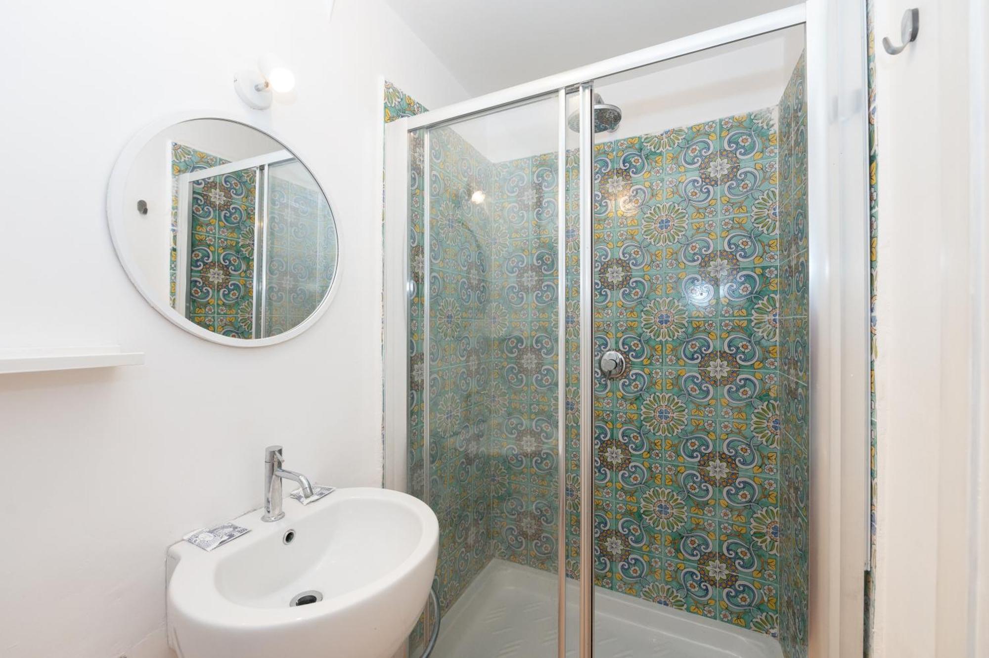 Palazzo Attila - Gioia Apartments Procida Ngoại thất bức ảnh
